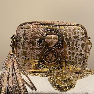 VALENTINO BAGS BY MARIO VALENTINO